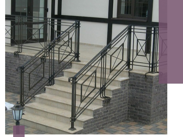 Перила для крыльца в Сызрани — монтаж, изготовление и установка