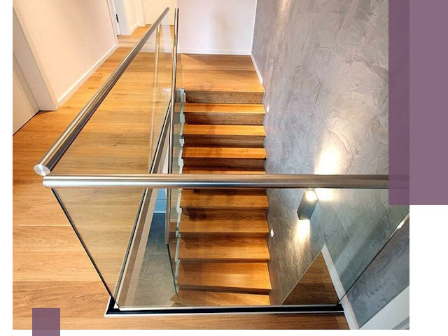 Перила для лестницы в доме — изготовление и монтаж в Сызрани