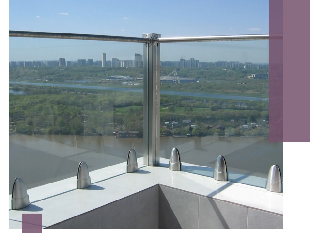 Стеклянные парапеты премиум класса в Сызрани для домов и бизнесов