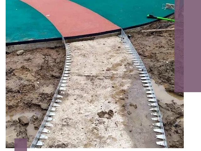 Металлические бордюры для дорожек в Сызрани — монтаж и изготовление